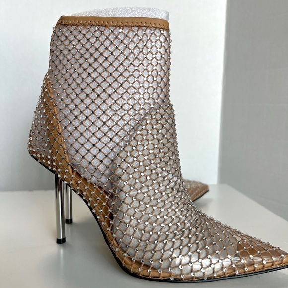 Vince Camuto, Women's Kiskia Heels Bootie - Sandstone. Size: 6 (US). NIB - Picture 7 of 15